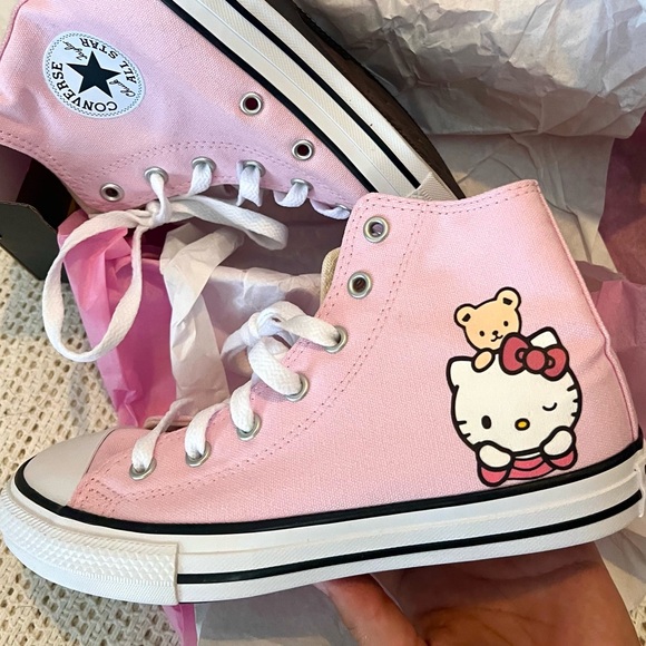 NWT Pink Hello Kitty Converse